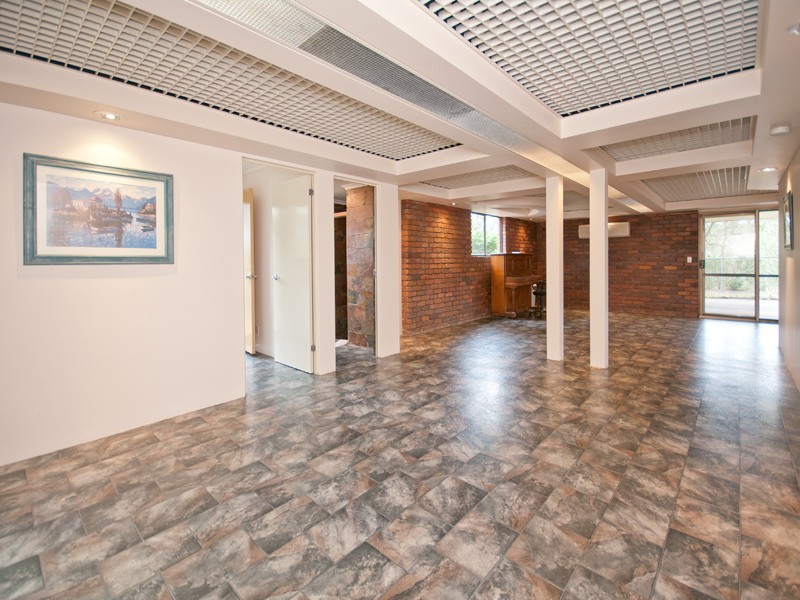 43 Mountain Vista Court, Mount Crosby QLD 4306