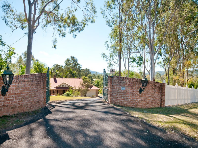 34 Balmoral Grove, Karalee QLD 4306