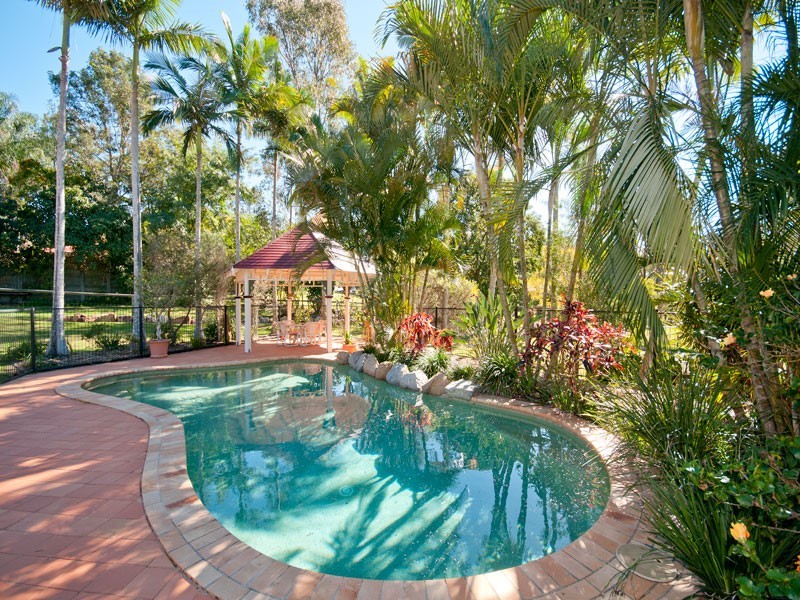34 Balmoral Grove, Karalee QLD 4306