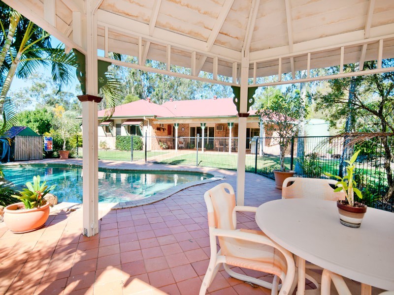 34 Balmoral Grove, Karalee QLD 4306