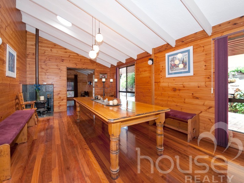 228 Blackwall Road, Chuwar QLD 4306