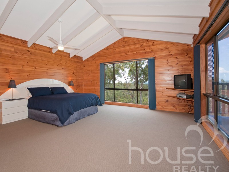 228 Blackwall Road, Chuwar QLD 4306