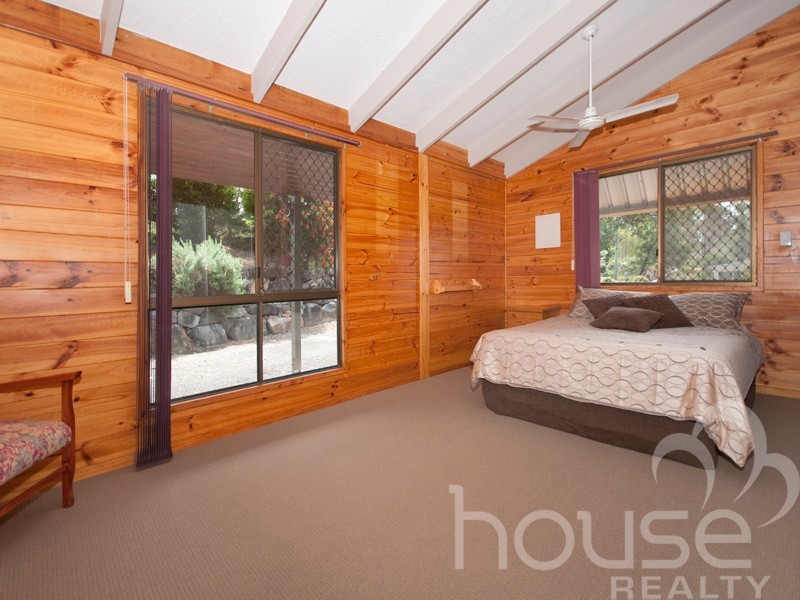 228 Blackwall Road, Chuwar QLD 4306