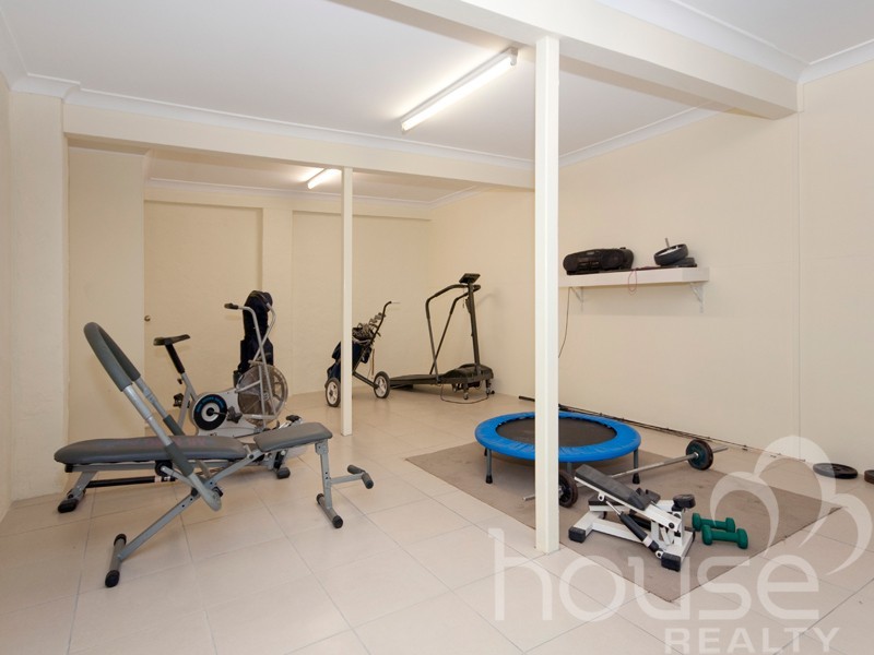 228 Blackwall Road, Chuwar QLD 4306