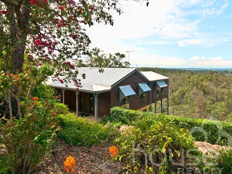 228 Blackwall Road, Chuwar QLD 4306