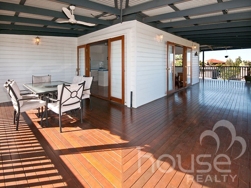 44 Crestwood Place, Moggill QLD 4070