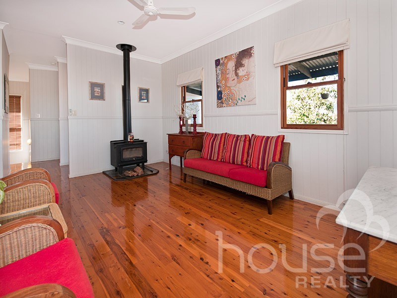 44 Crestwood Place, Moggill QLD 4070