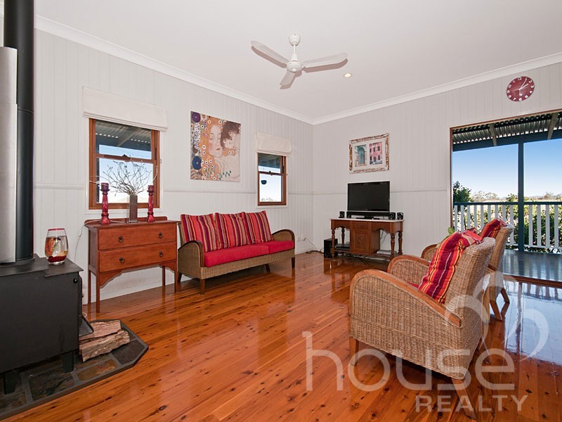 44 Crestwood Place, Moggill QLD 4070