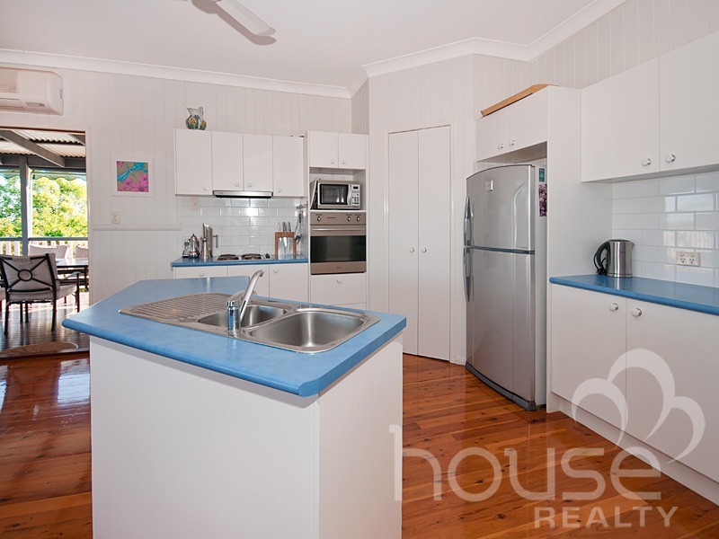 44 Crestwood Place, Moggill QLD 4070