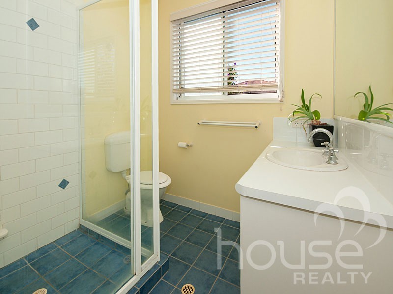 44 Crestwood Place, Moggill QLD 4070