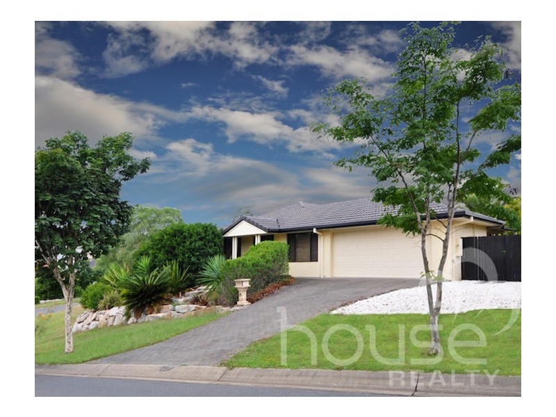 8 Jabiru Place, Bellbowrie QLD 4070