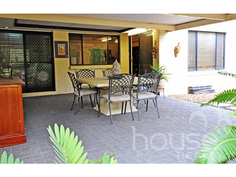 8 Jabiru Place, Bellbowrie QLD 4070