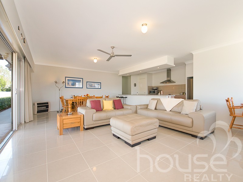 5 President Circle, Karalee QLD 4306