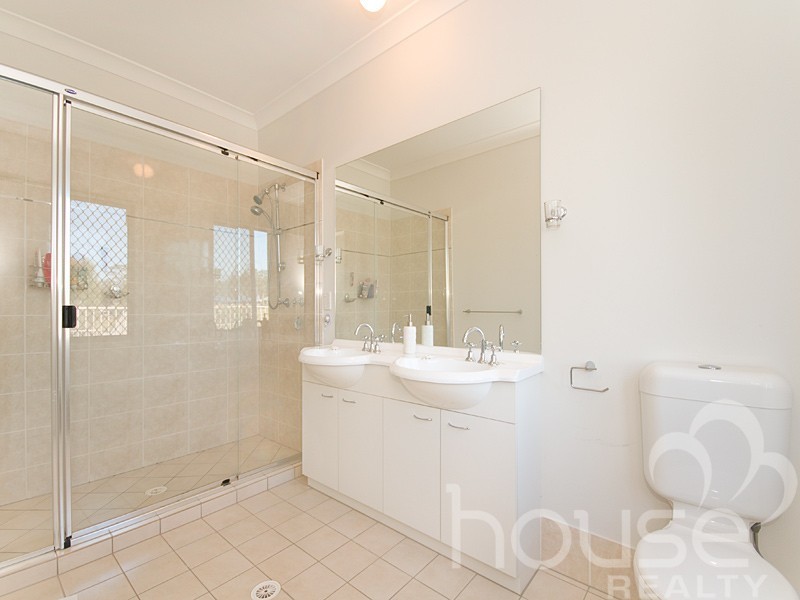 5 President Circle, Karalee QLD 4306