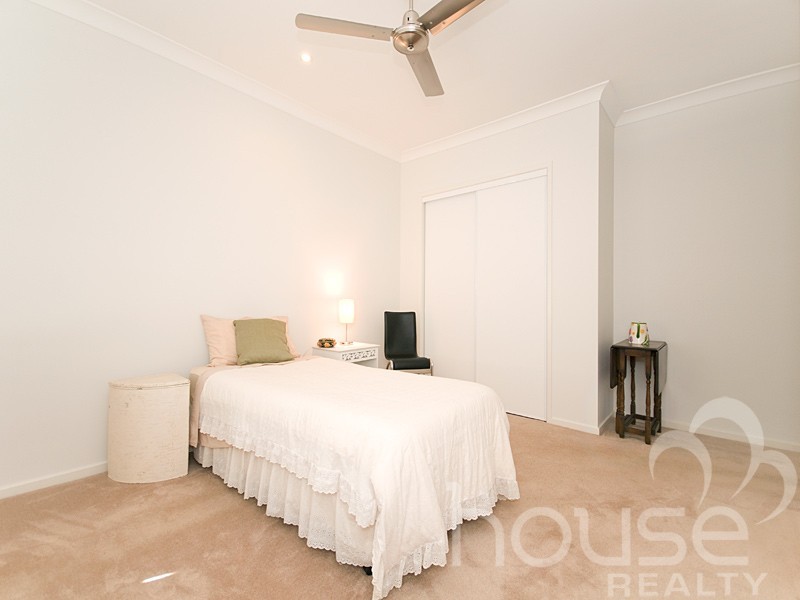 5 President Circle, Karalee QLD 4306