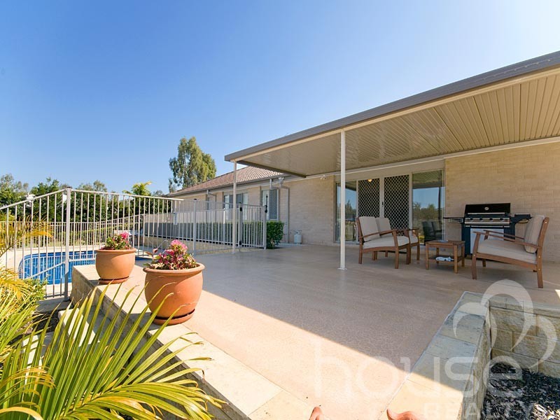 5 President Circle, Karalee QLD 4306