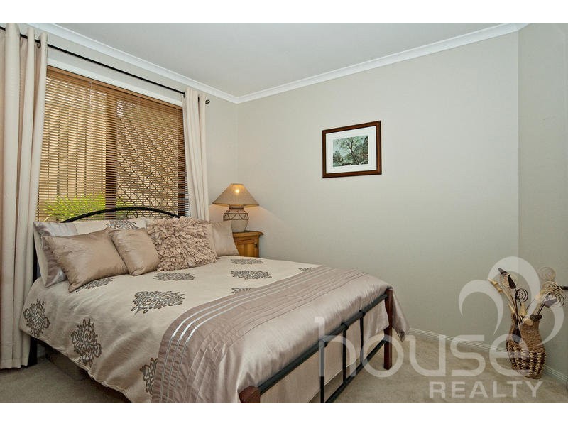 76 Highmead Drive, Brassall QLD 4305