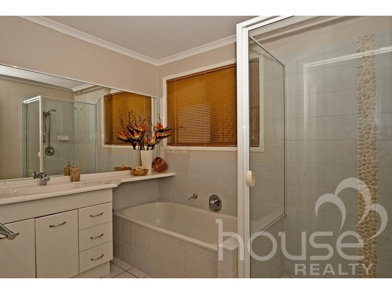 76 Highmead Drive, Brassall QLD 4305