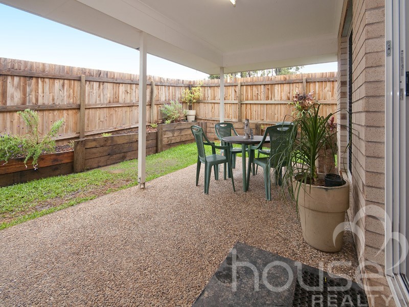 12 Shamrock Court, Chuwar QLD 4306