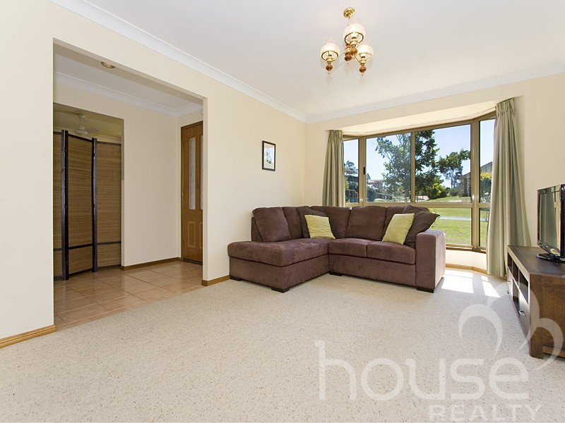 24 Crestwood Place, Moggill QLD 4070