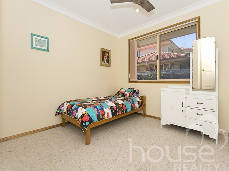 24 Crestwood Place, Moggill QLD 4070