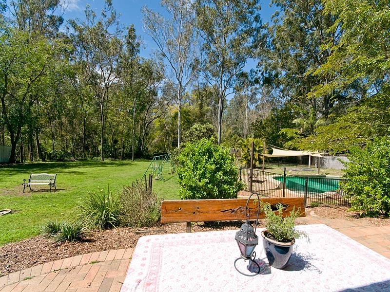 31 Kindra Avenue, Karana Downs QLD 4306