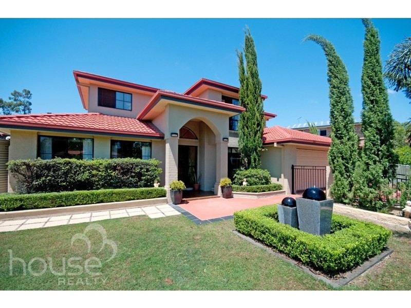 62 Gibson Crescent, Bellbowrie QLD 4070