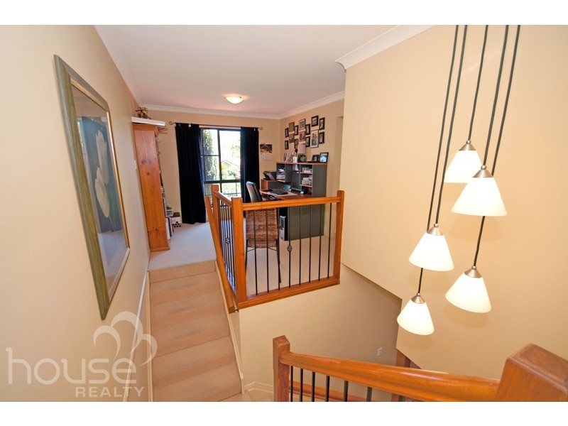 62 Gibson Crescent, Bellbowrie QLD 4070