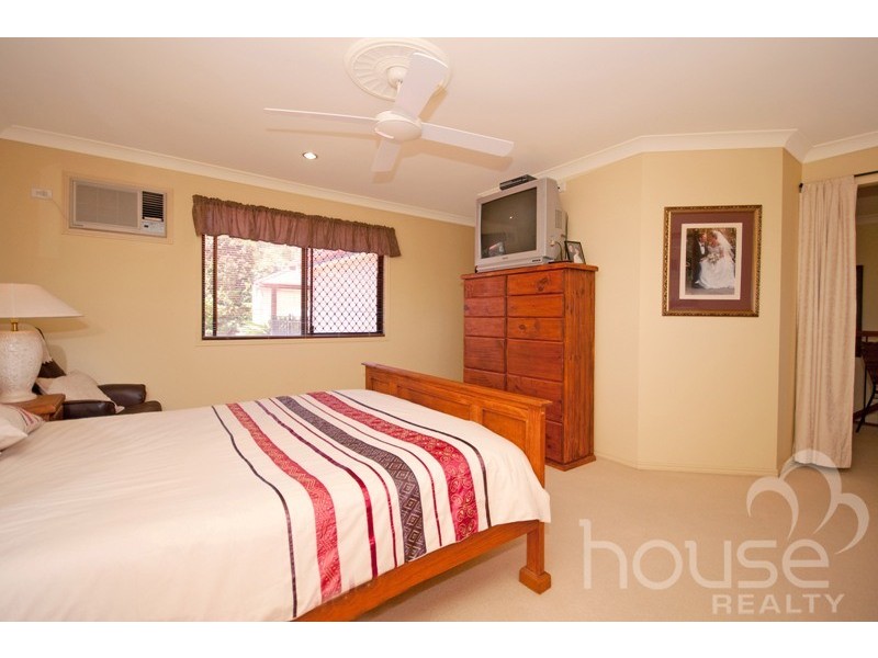 62 Gibson Crescent, Bellbowrie QLD 4070