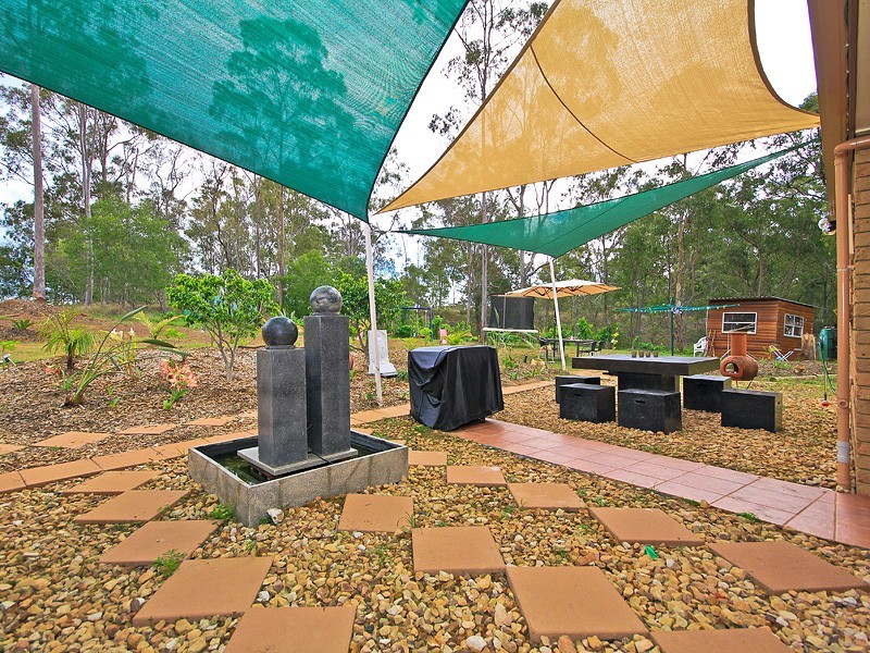 2 Merimbah Close, Karana Downs QLD 4306