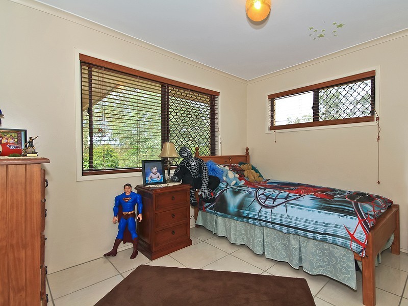 2 Merimbah Close, Karana Downs QLD 4306