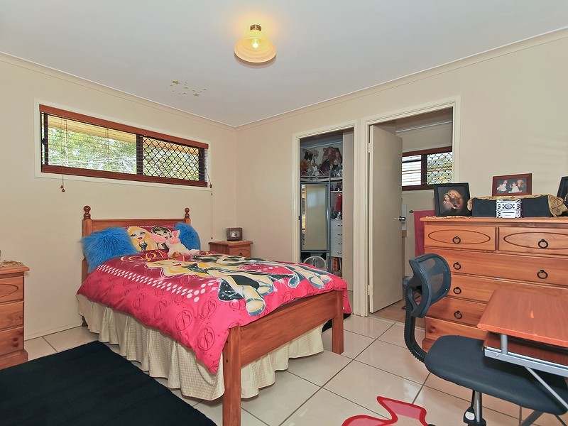2 Merimbah Close, Karana Downs QLD 4306