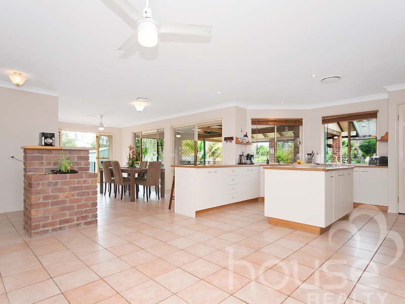 14 Nautilus Close, Karalee QLD 4306