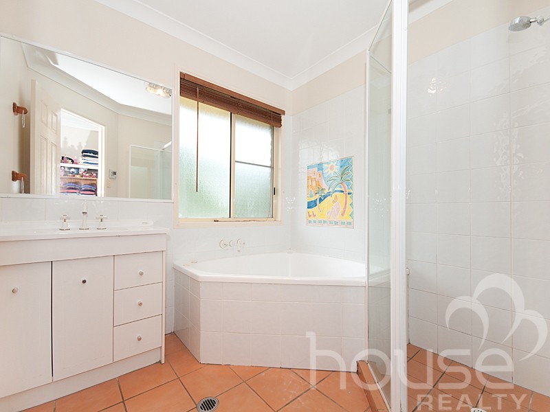 14 Nautilus Close, Karalee QLD 4306