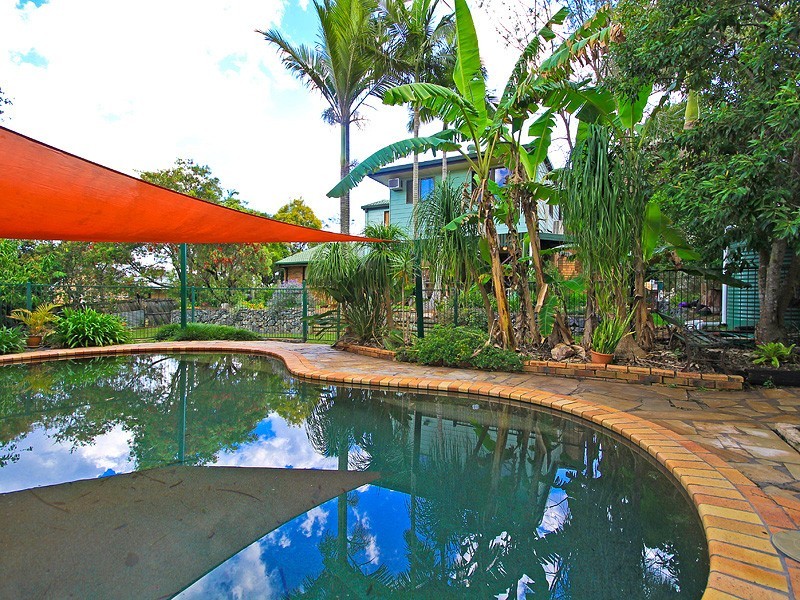 35 Carinya Crescent, Karana Downs QLD 4306