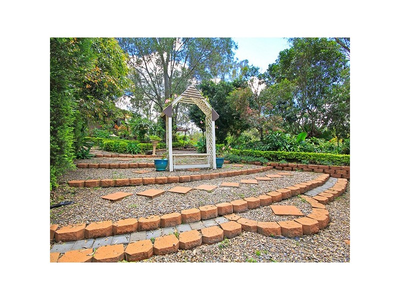 48 Coreen Court, Karana Downs QLD 4306