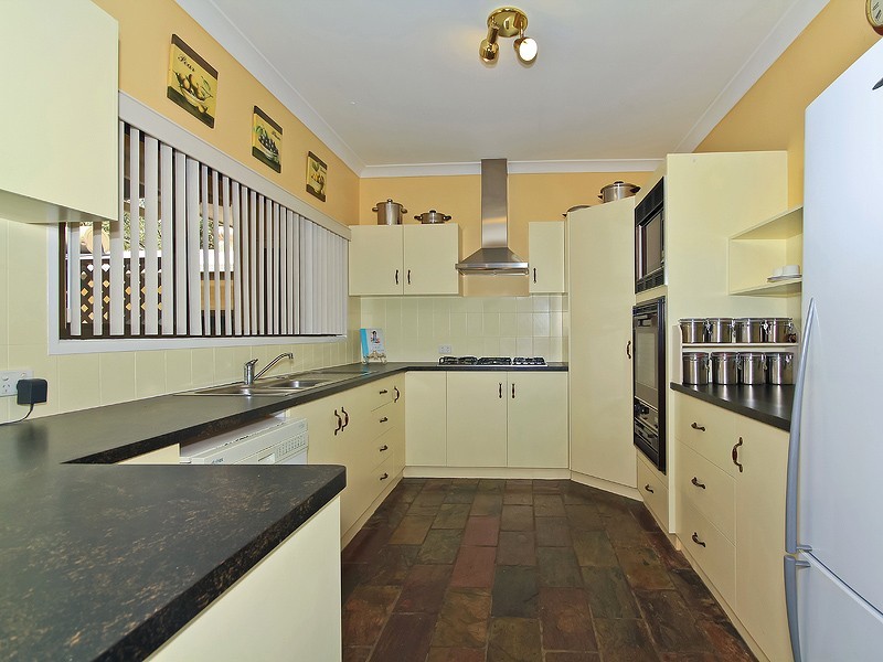 48 Coreen Court, Karana Downs QLD 4306