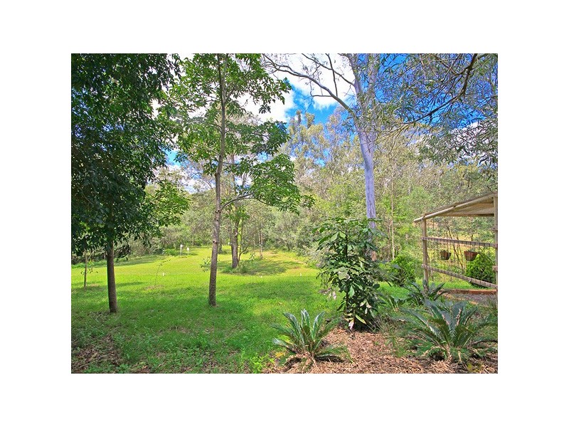 48 Coreen Court, Karana Downs QLD 4306