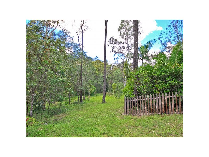 48 Coreen Court, Karana Downs QLD 4306