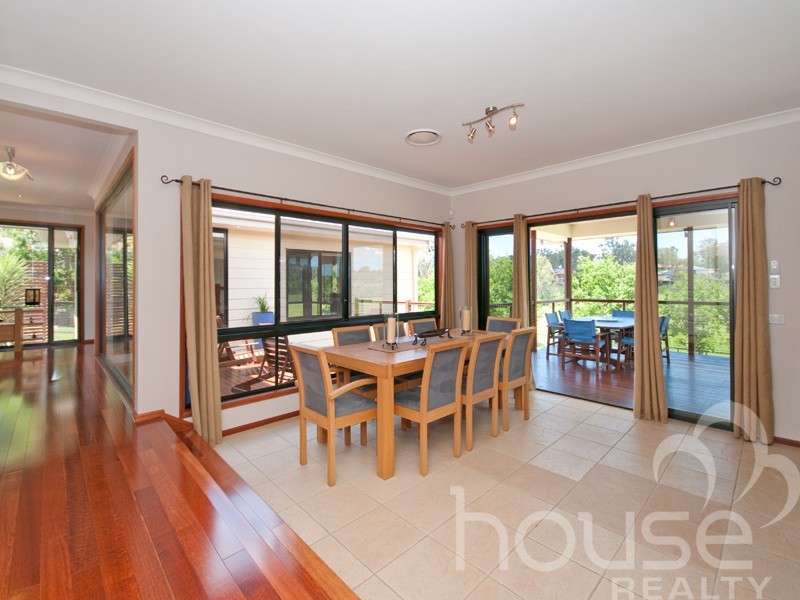 25 Lintrose Terrace, Karalee QLD 4306