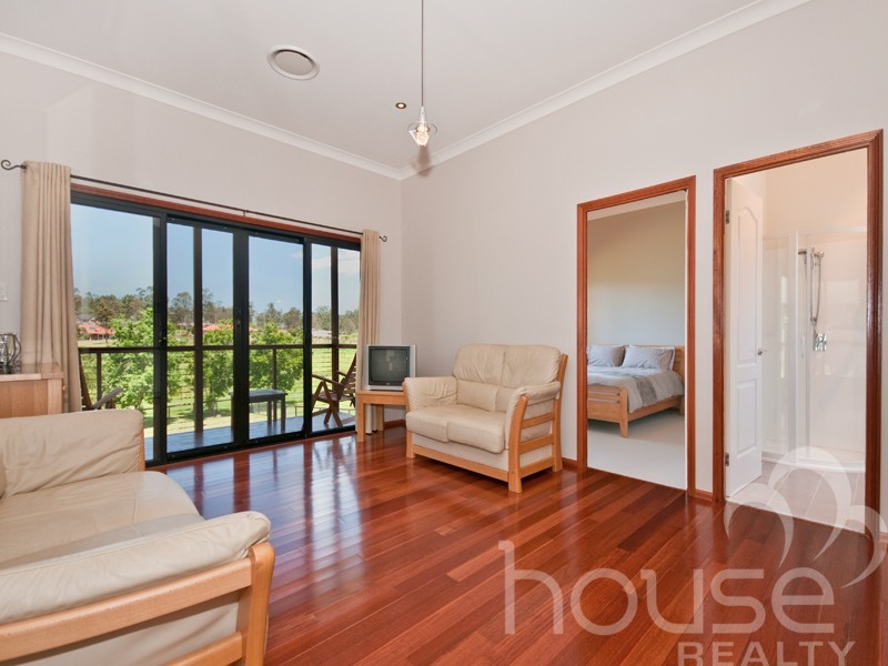25 Lintrose Terrace, Karalee QLD 4306