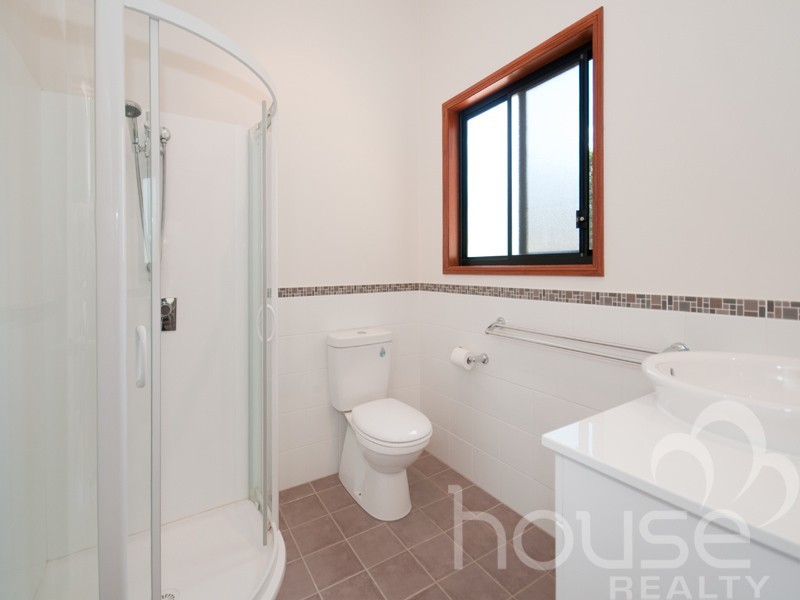 25 Lintrose Terrace, Karalee QLD 4306