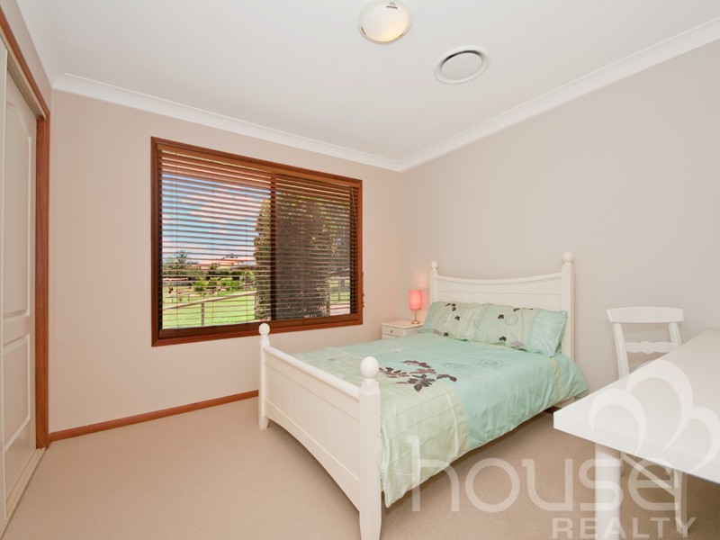 25 Lintrose Terrace, Karalee QLD 4306
