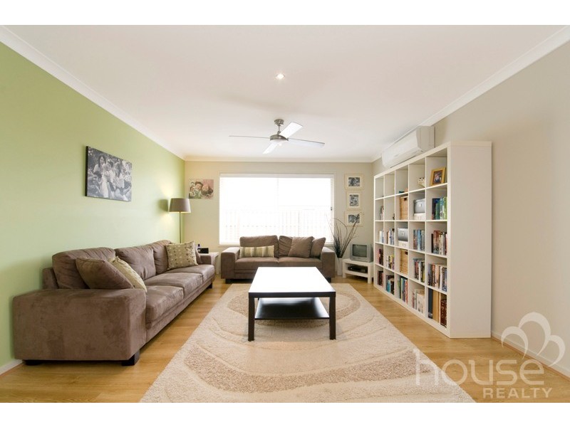 207 Alawoona Street, Redbank Plains QLD 4301