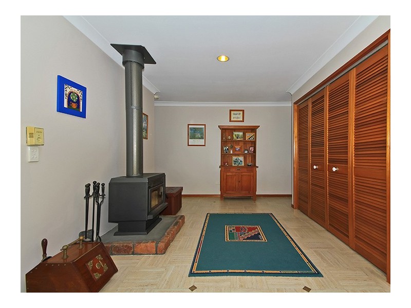 24 Powells Road, Karana Downs QLD 4306