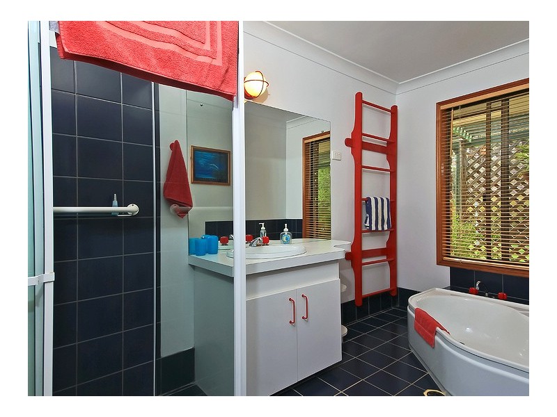 24 Powells Road, Karana Downs QLD 4306