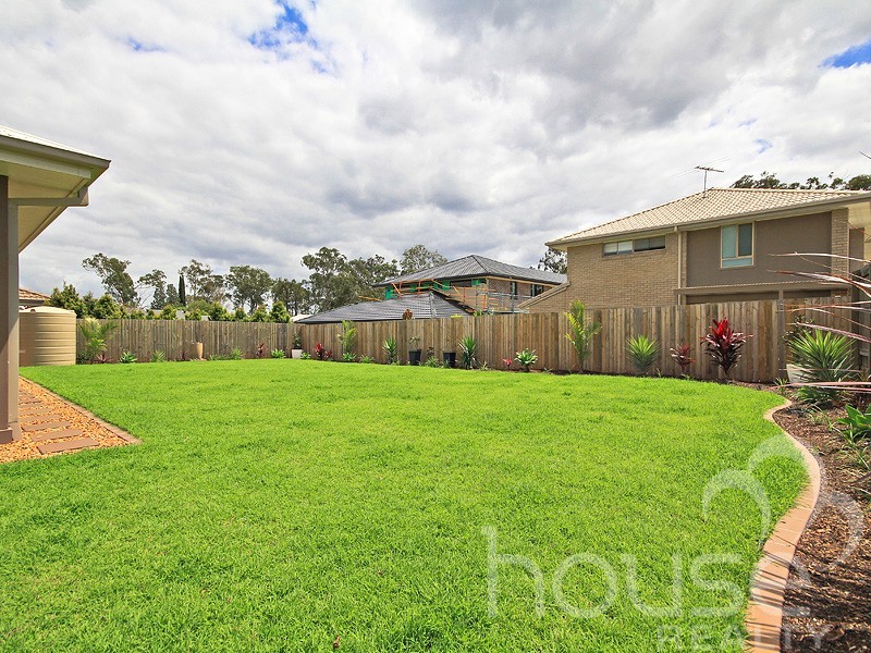 15 Stacey Close, Moggill QLD 4070