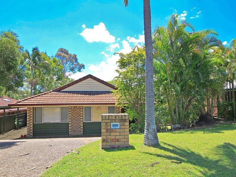 15 Karri Avenue, Karana Downs QLD 4306