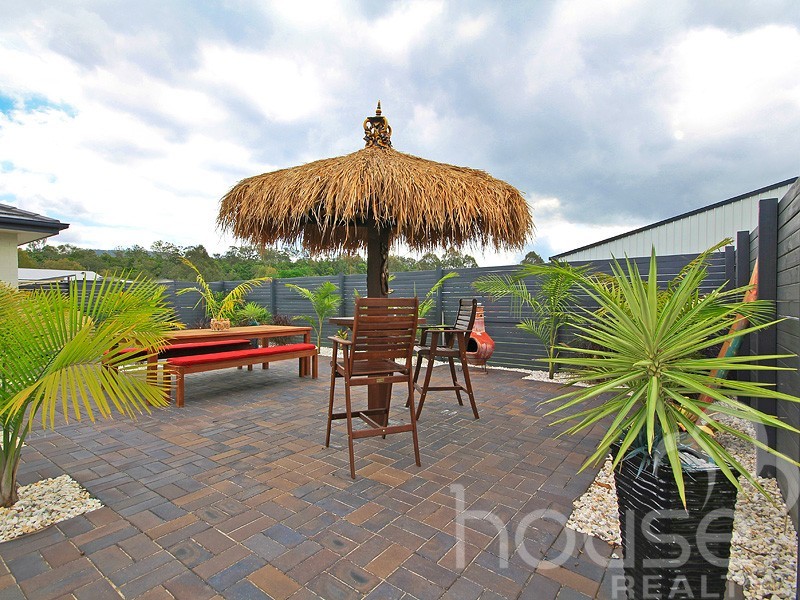 8 Kallatina Terrace, Karalee QLD 4306