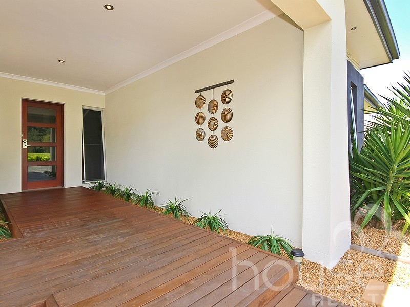 8 Kallatina Terrace, Karalee QLD 4306